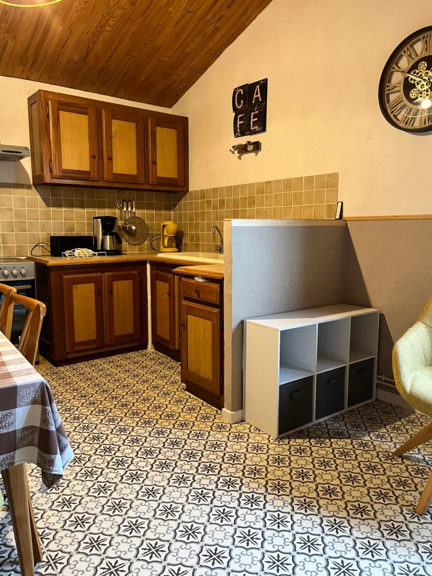 Apartment Bord De Aytre